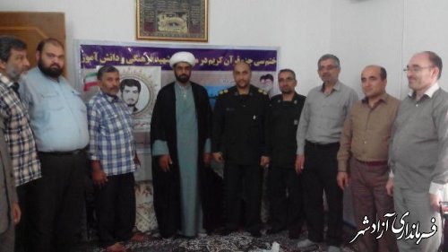 دیدار از خانواده شهید دانش آموزی آزادشهر بمناسبت هفته دولت