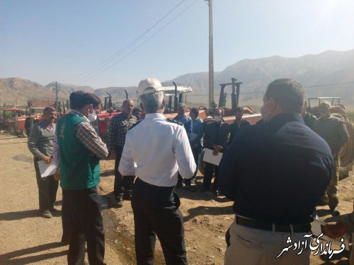 بازدید ۴۰ دستگاه تراکتور توسط پلیس راهور در راستای طرح پلاک‌گذاری ماشین‌آلات کشاورزی